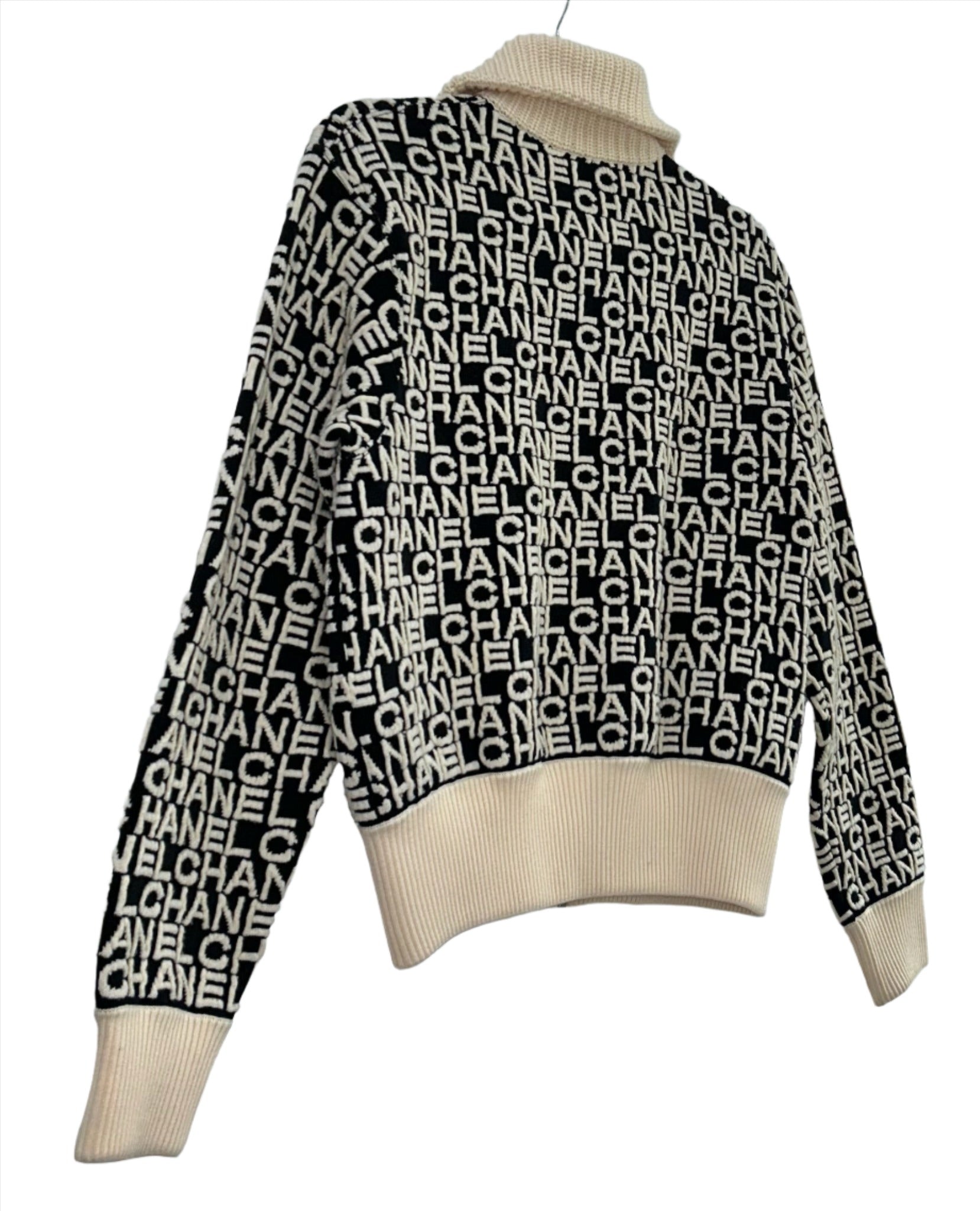 Chanel Logo Black and White Zipper Sweater