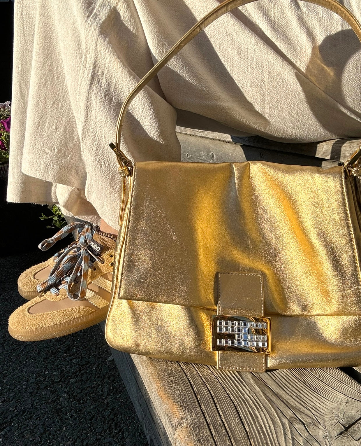 Fendi Gold Mamma Baguette