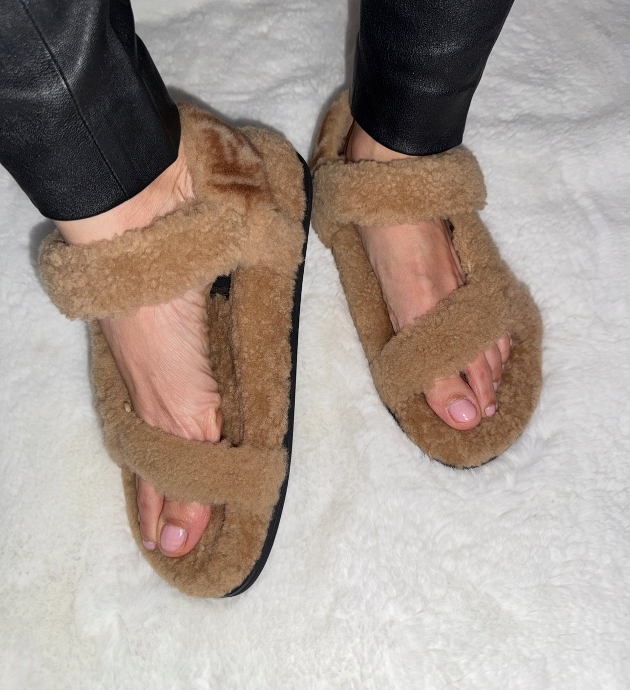 Fendi Skims Feels Beige Shearling Sandals