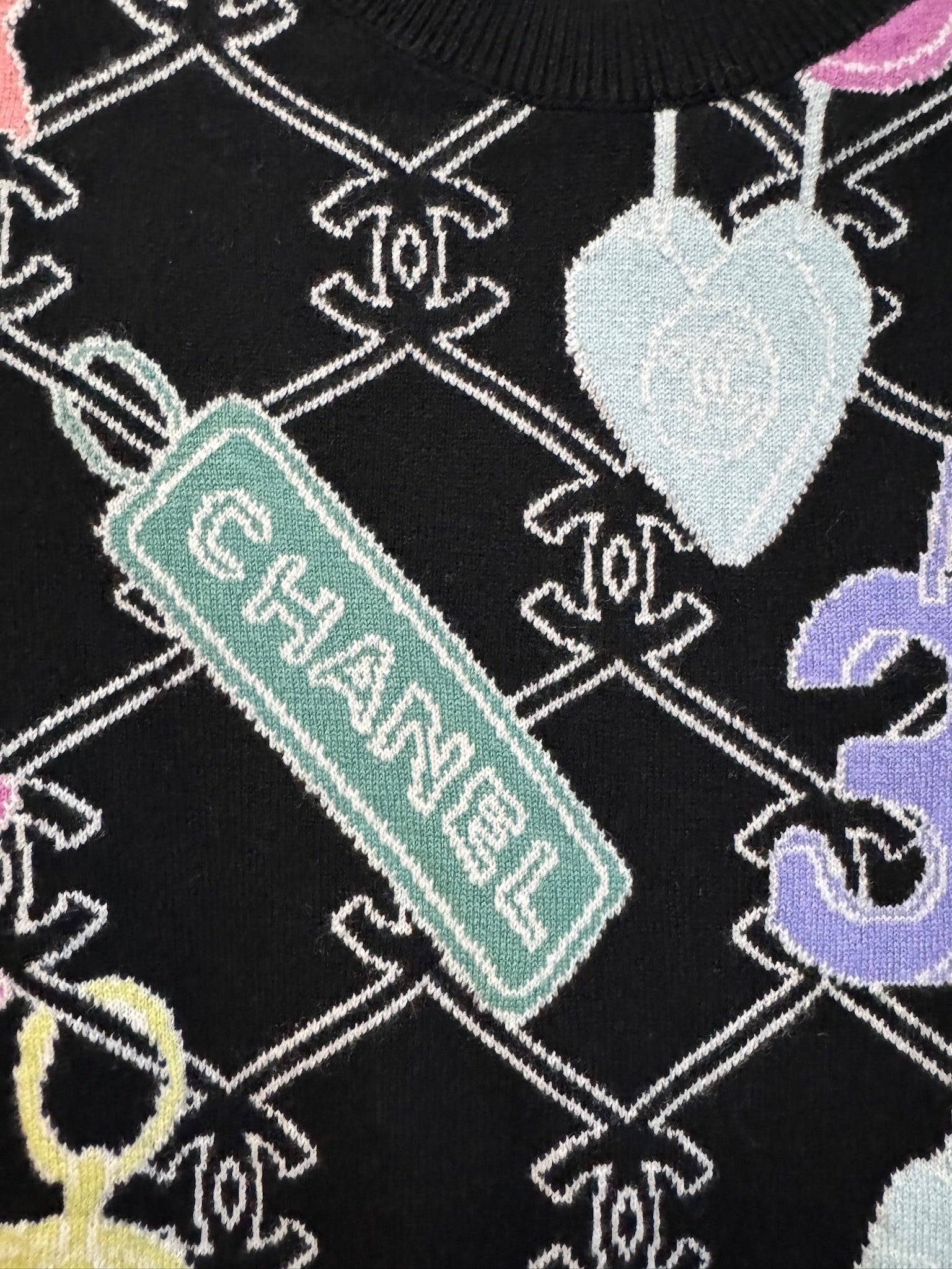 Chanel Black Cashmere Pullover with Colorful CC Logo and Charms