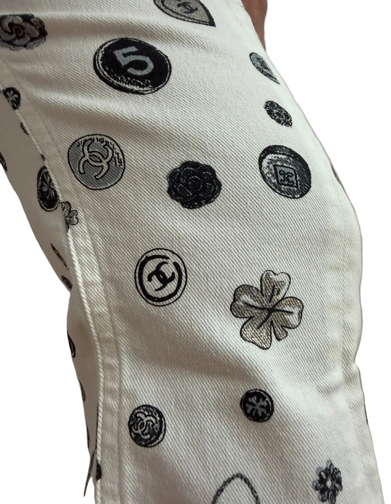 CHANEL White Denim Jeans with Black Charms Logos