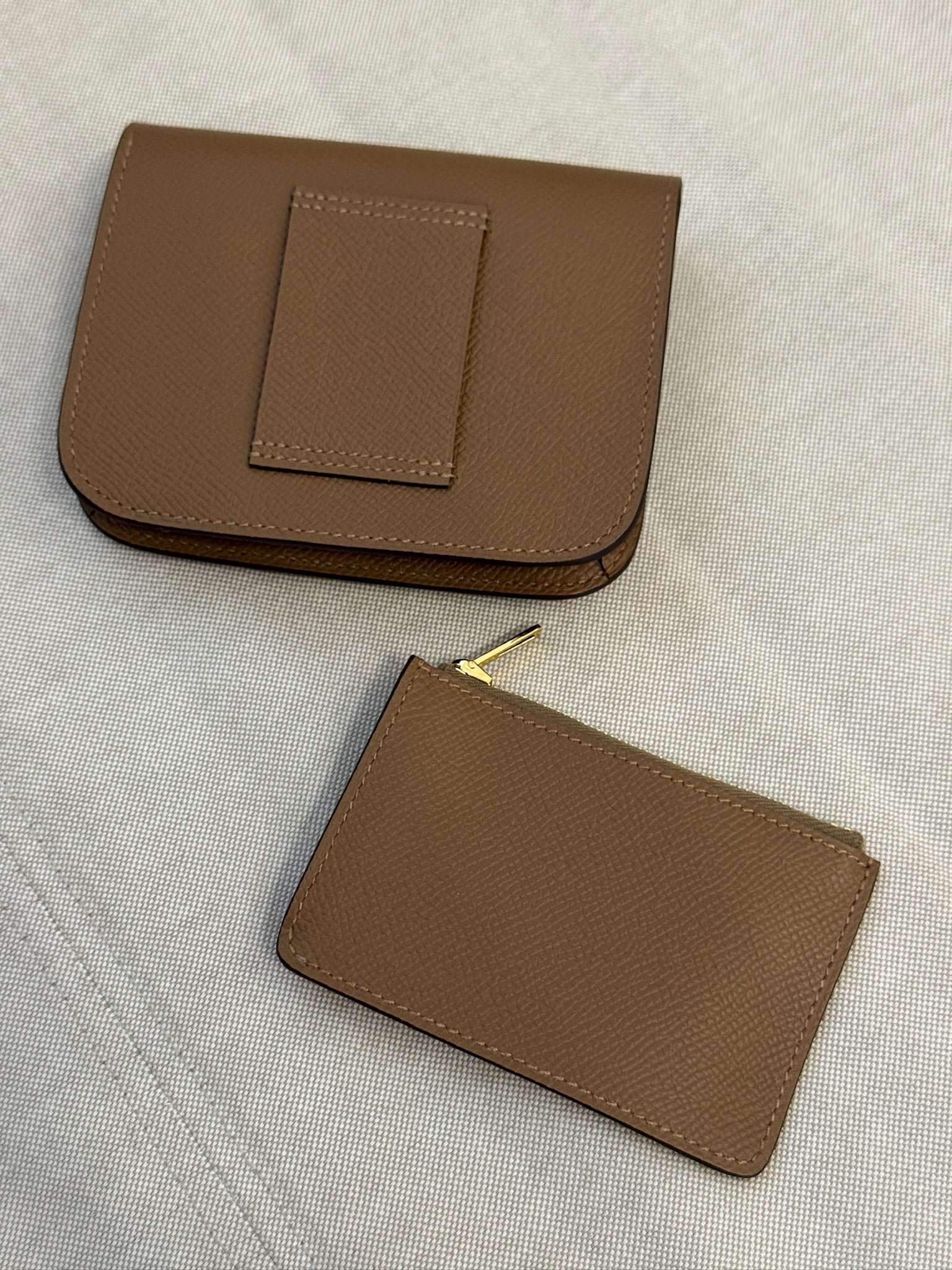 Hermès Constance Slim Wallet Alezan Gold Hardware