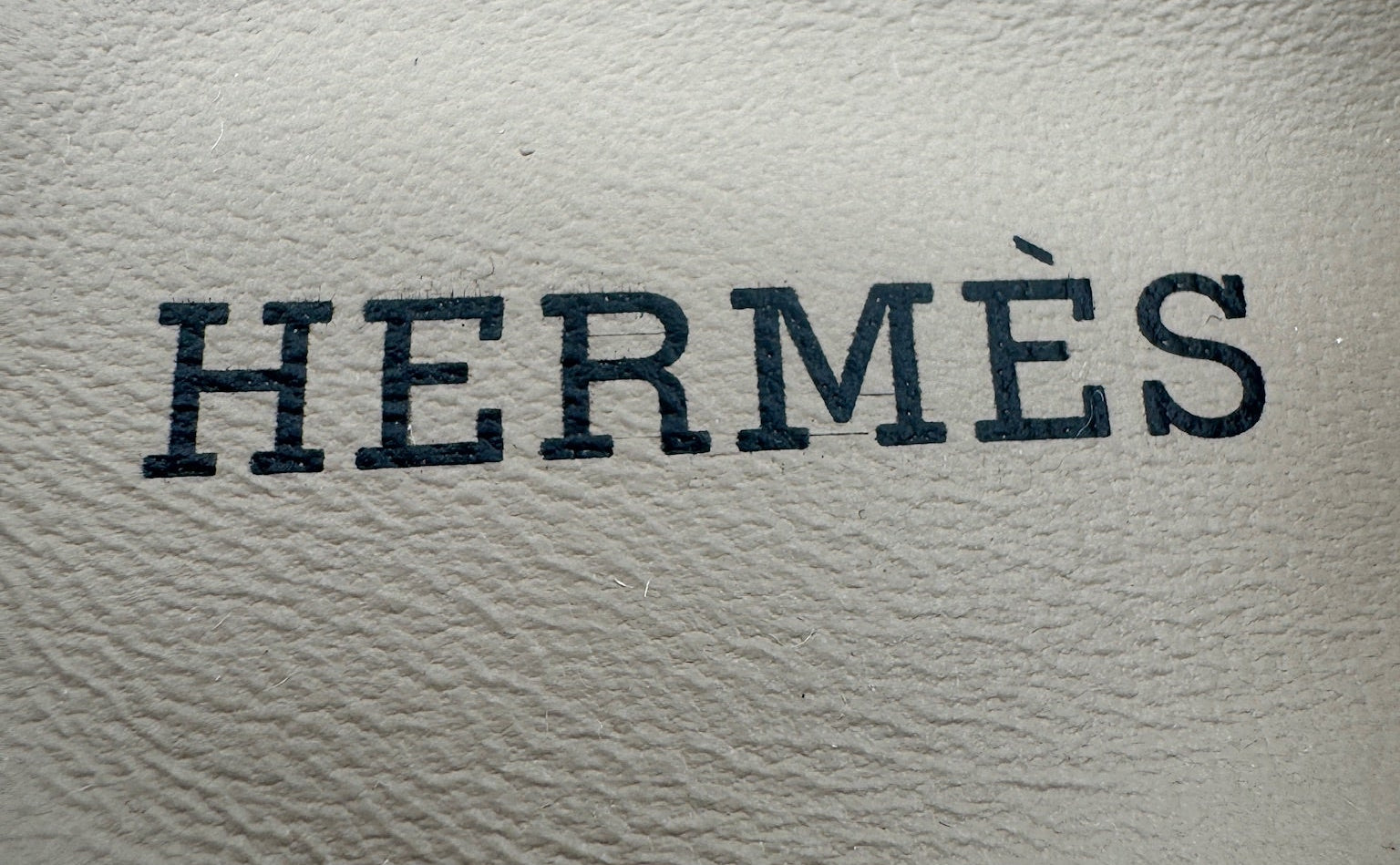 Hermès Empire Sandals Beige Suede Palladium Hardware