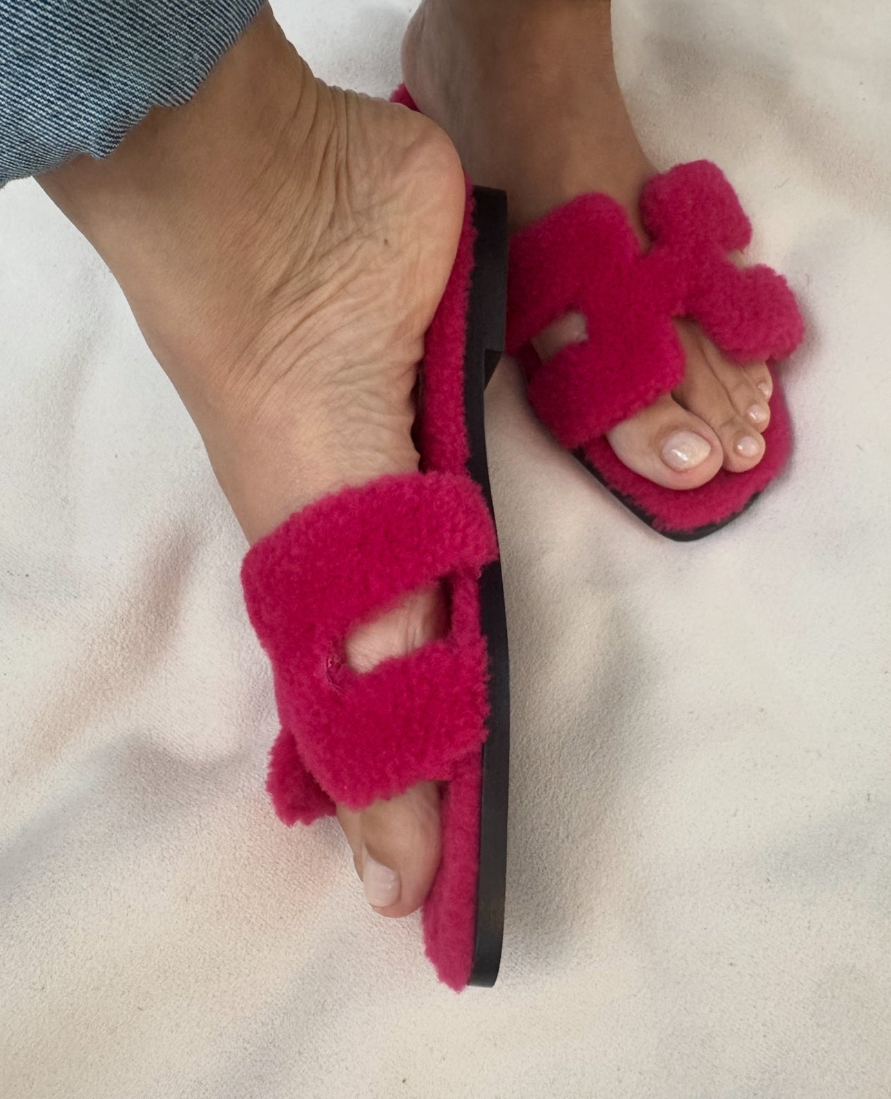 Hermès Hot Pink Shearling Orans