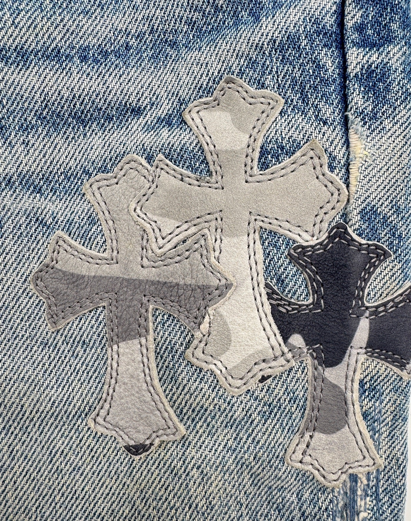 Chrome Hearts x Levi's Light Blue Jeans Gray White Camo Print Cross Leather Patch