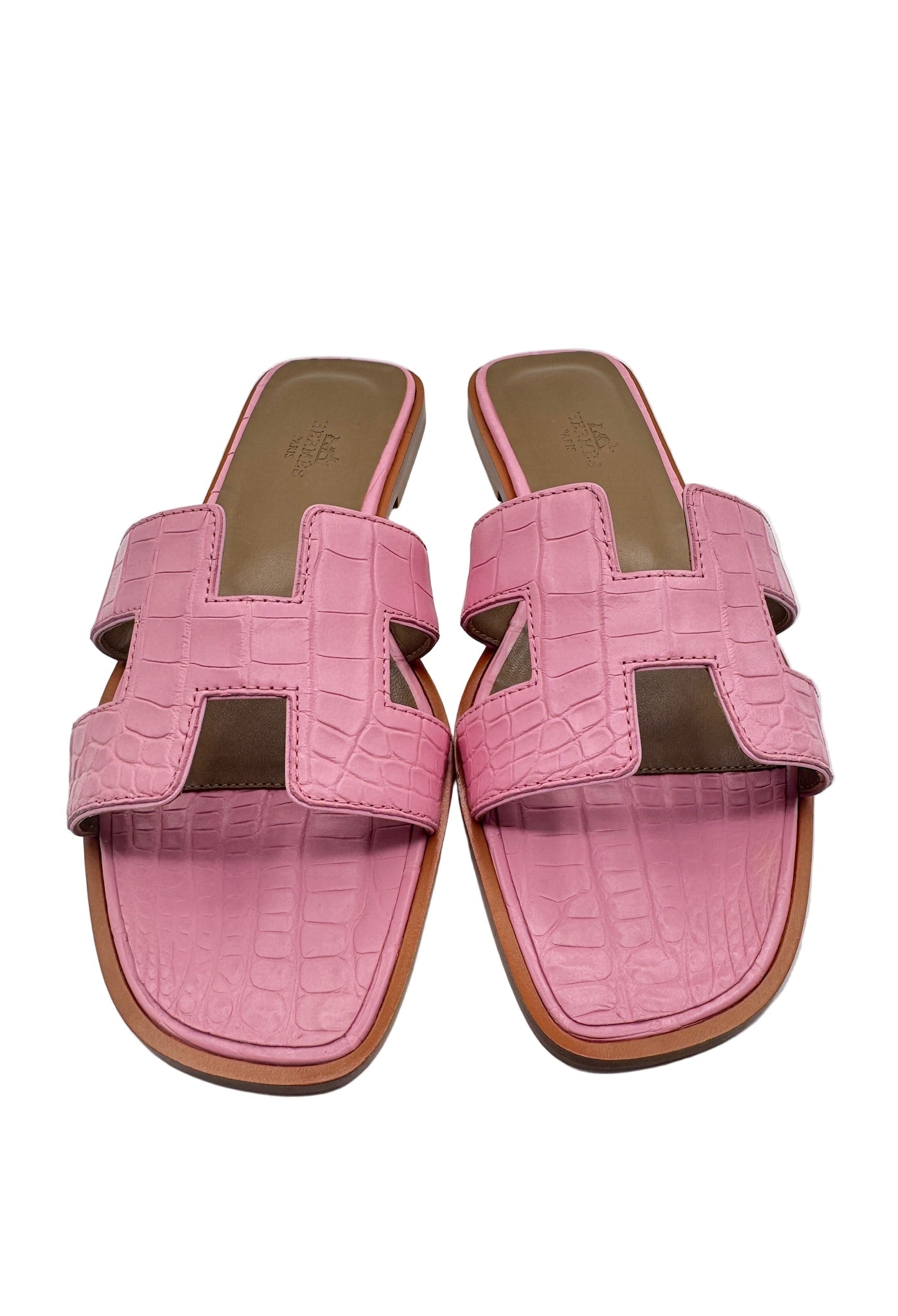 Hermès Bubblegum Pink Matte Alligator Oran Sandals