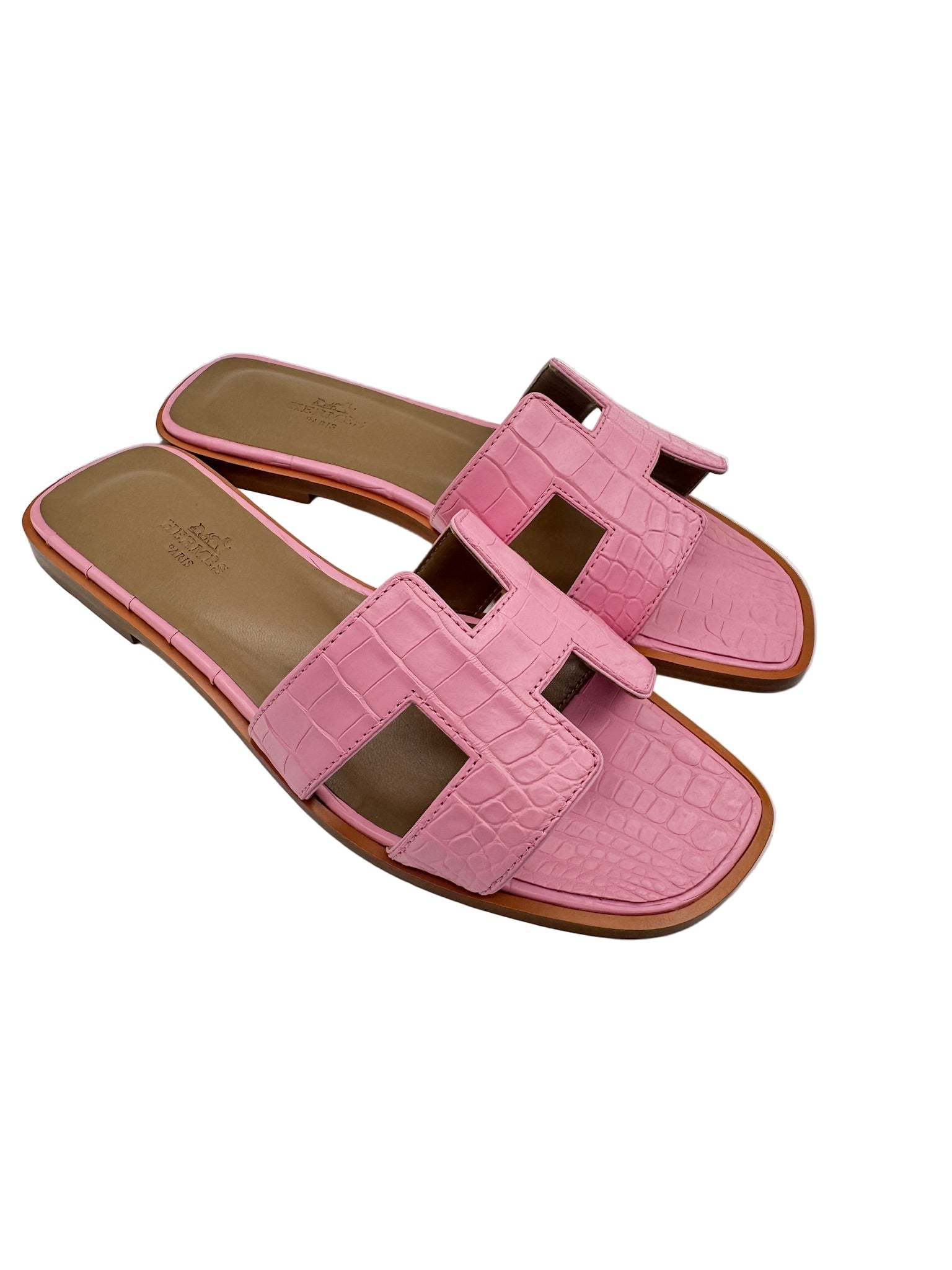 Hermès Bubblegum Pink Matte Alligator Oran Sandals