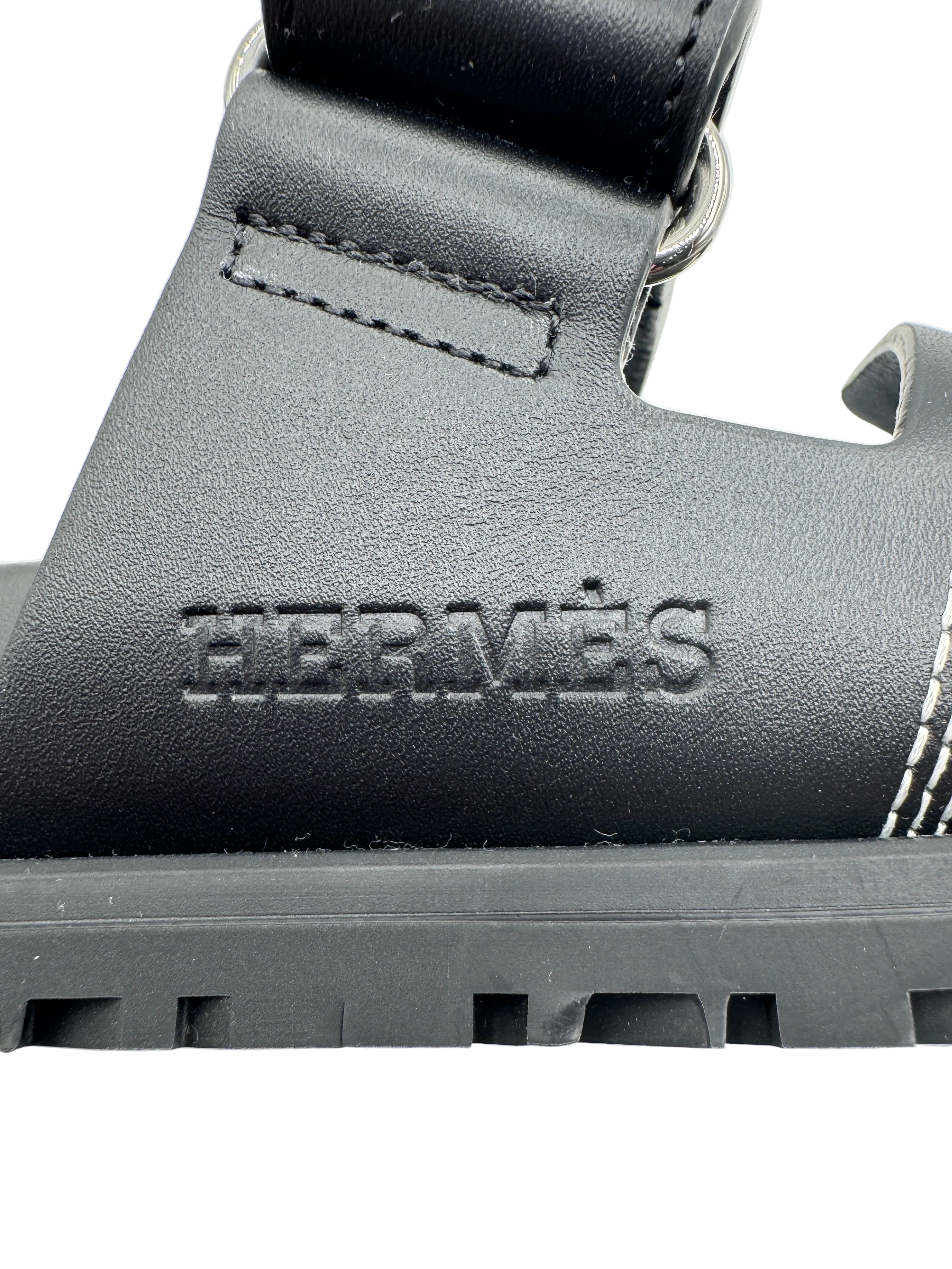 Hermès Black Chypre Sandals with Stars Embroidered