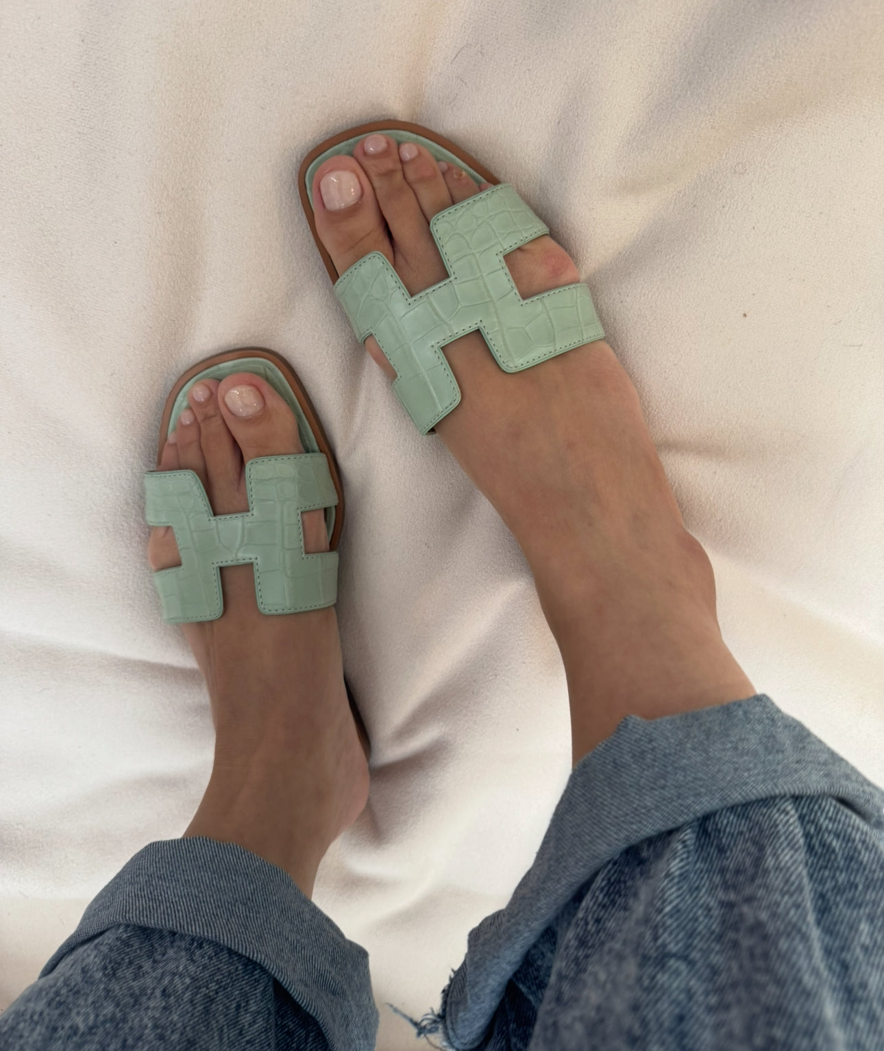 Hermès Vert D'Eau Matte Alligator Oran Sandals