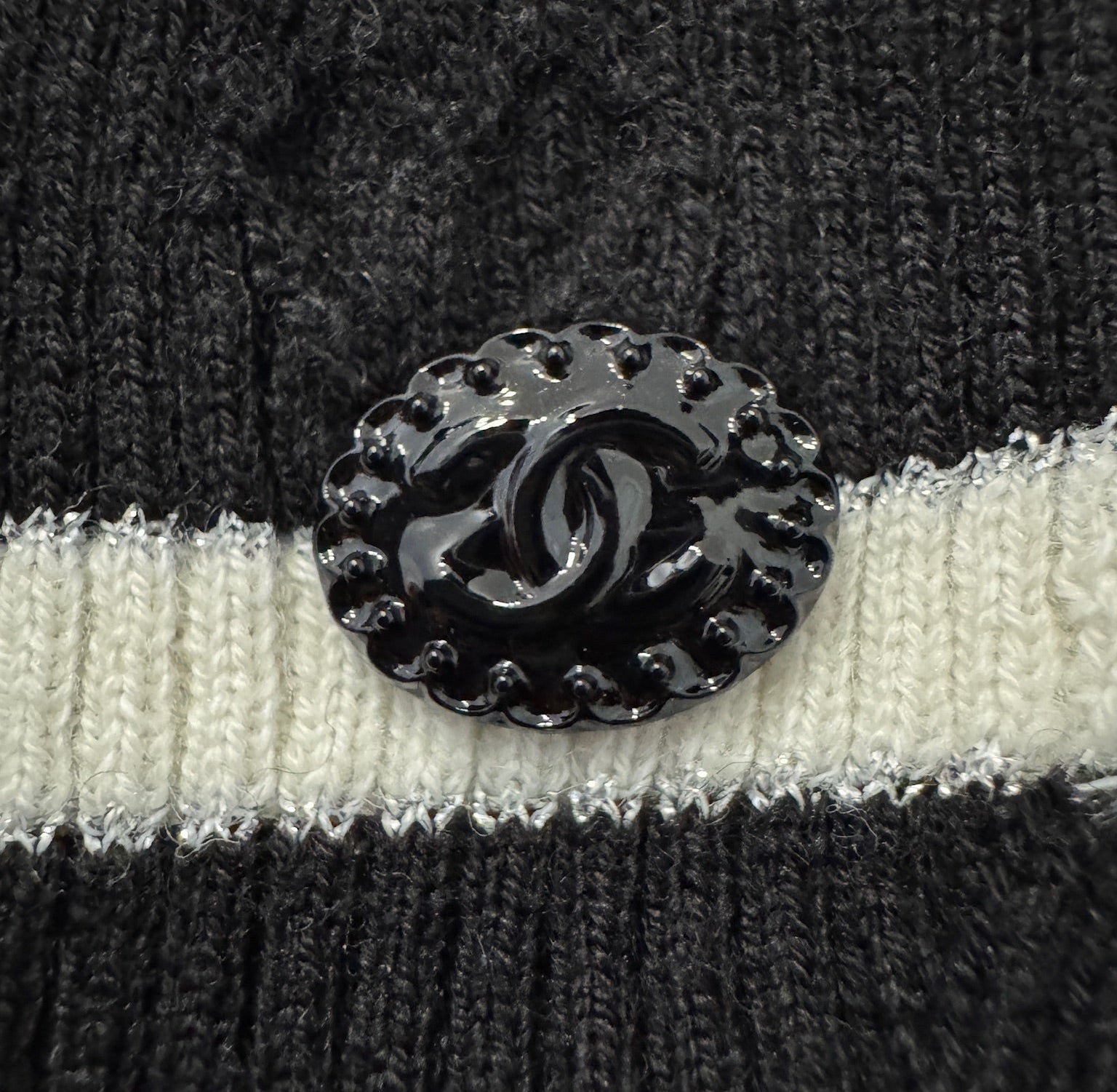 シャネル　CC タンク38 Auth Chanel Classic CC Logo Black Knit Tank Top - Size 38 | eBay