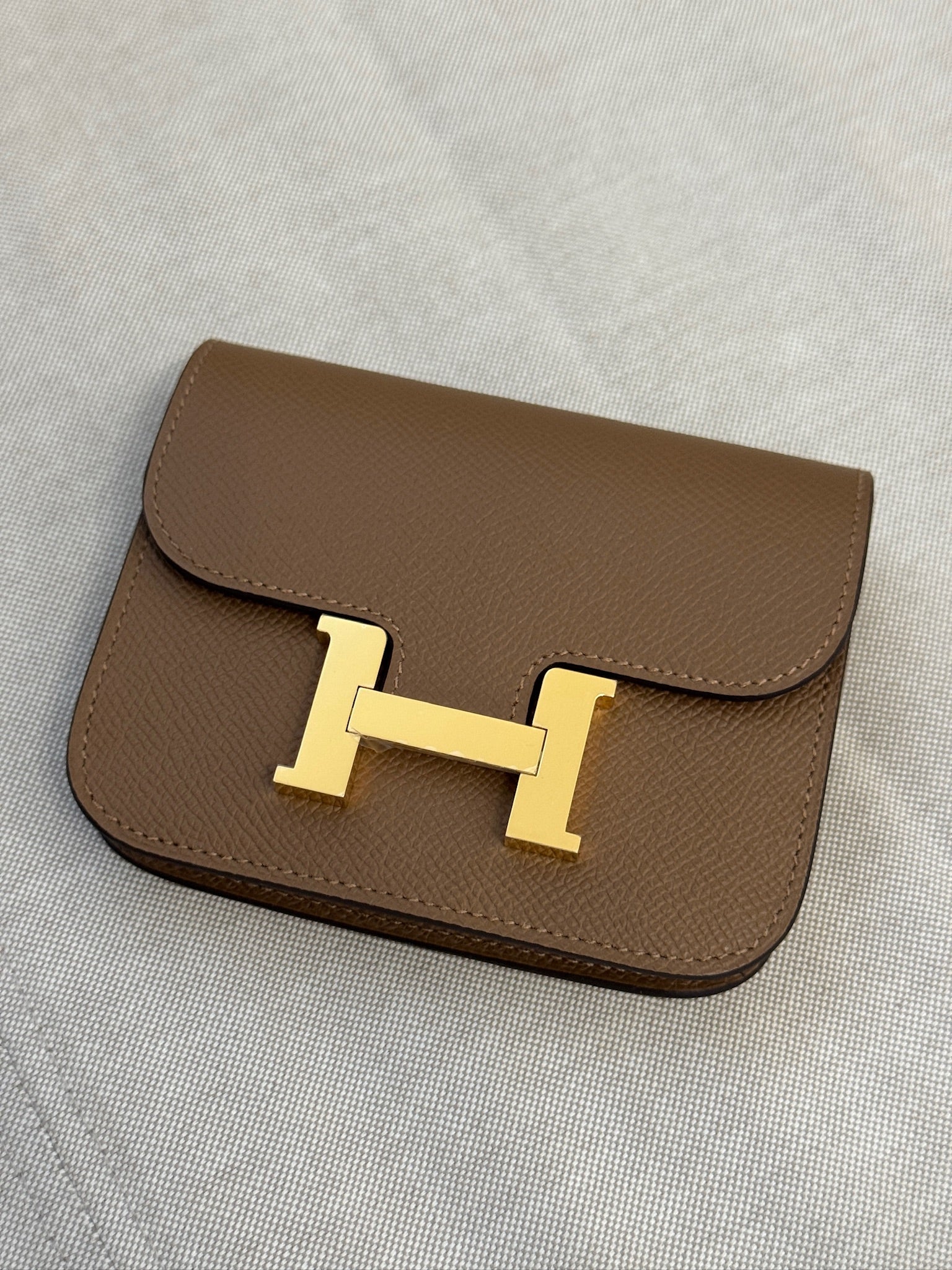 Hermès Constance Slim Wallet Alezan Gold Hardware