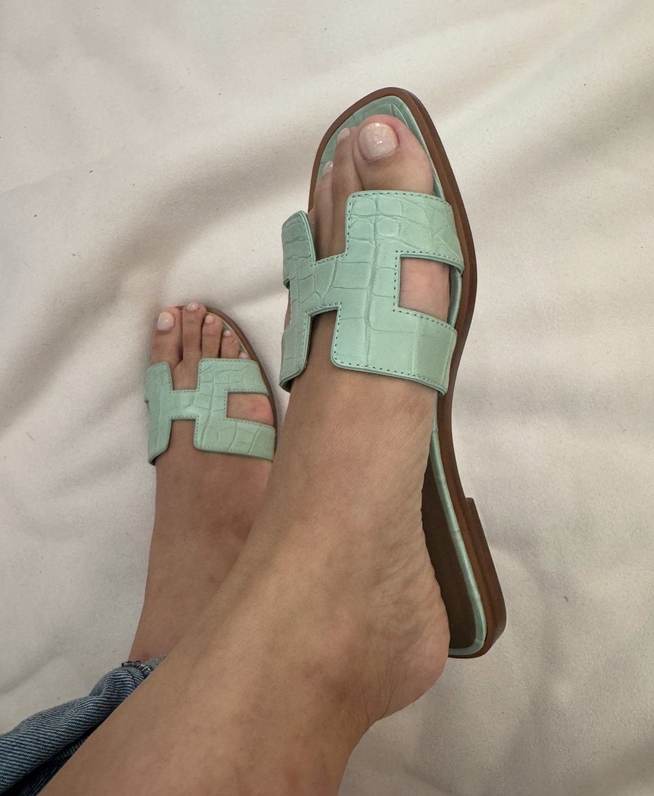 Hermès Vert D'Eau Matte Alligator Oran Sandals