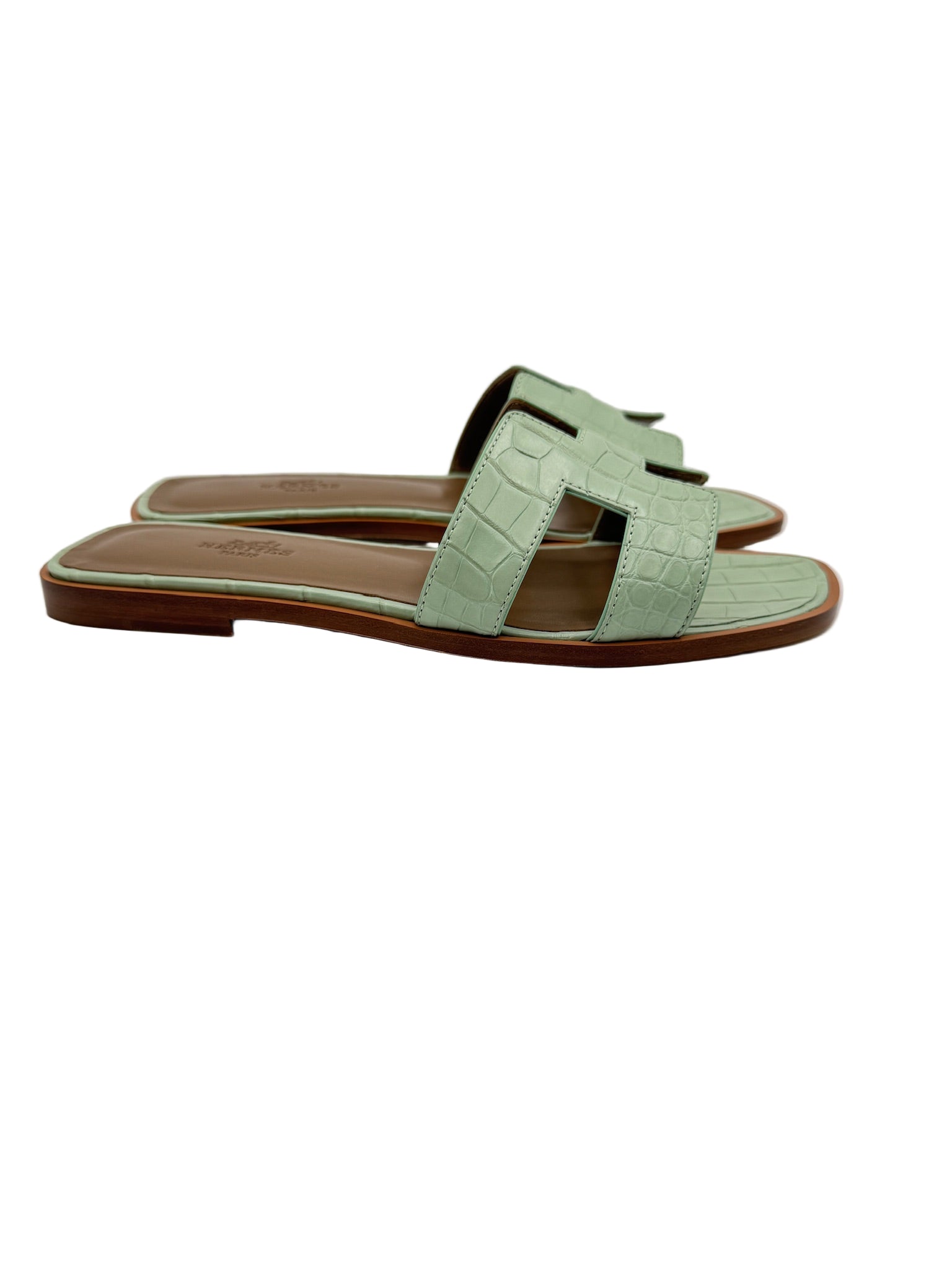 Hermès Vert D'Eau Matte Alligator Oran Sandals