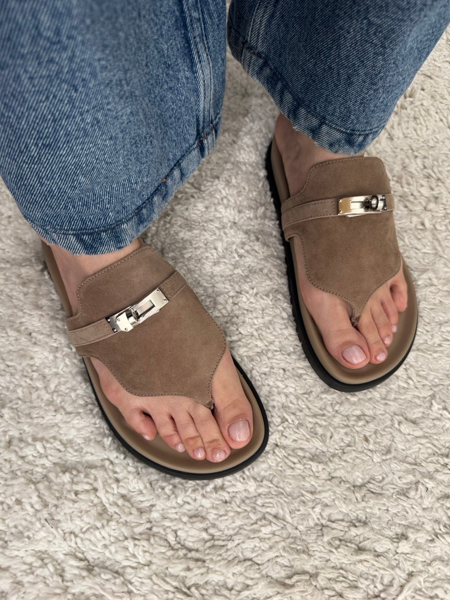 Hermès Empire Sandals Beige Suede Palladium Hardware