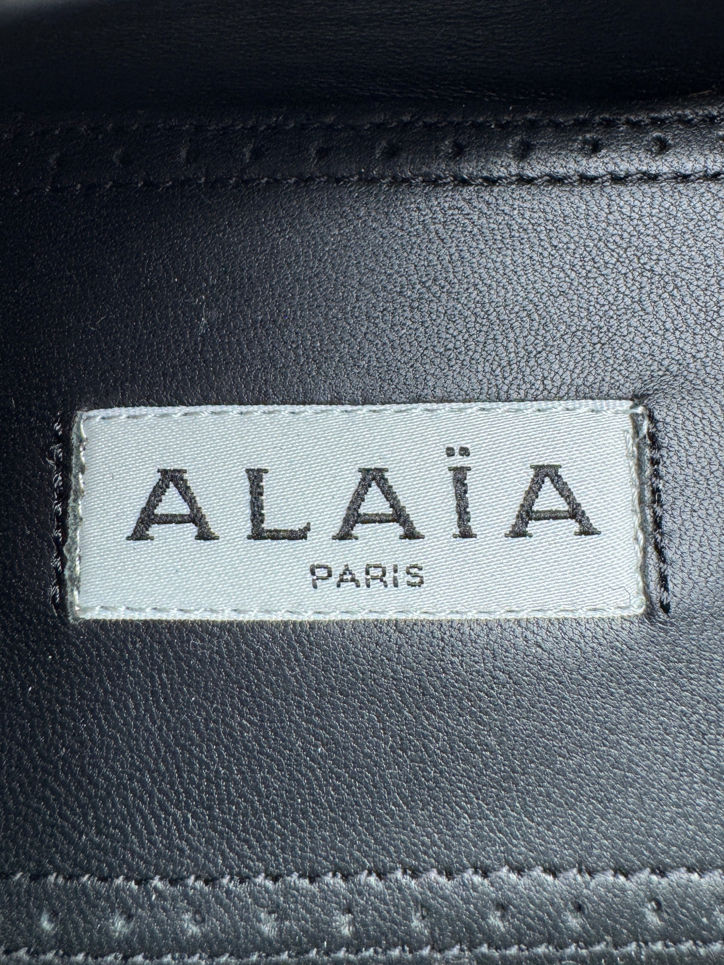 Alaïa Beige Raffia Ballet Flats